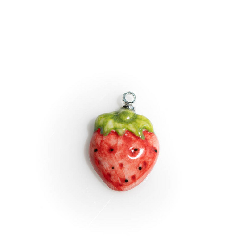 15#5tk Käsitsi valmistatud maasikakeraamilised helmed Retrostiilis ehted, puuviljaripatsiga ehete osa kaelakee jaoks #XN114