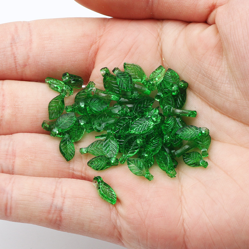 5x10mm läbipaistvad klaashelmed rohelise lehe kujuga kristallhelmed lahtised vahehelmed meisterdamiseks ehete valmistamiseks võlu käsitsi valmistatud tarvikud