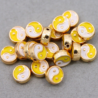 10tk 8mm Kahepoolne email Yin yang Vahetükk Lahtised helmed ehete valmistamiseks Käevõru kaelakee Kõrvarõngad Aksessuaarid