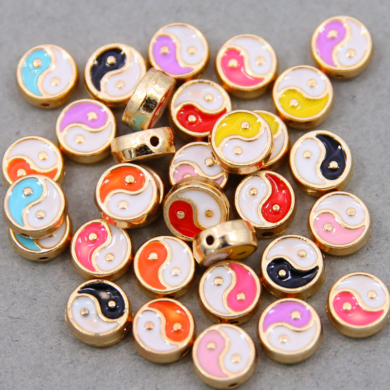 10tk 8mm Kahepoolne email Yin yang Vahetükk Lahtised helmed ehete valmistamiseks Käevõru kaelakee Kõrvarõngad Aksessuaarid