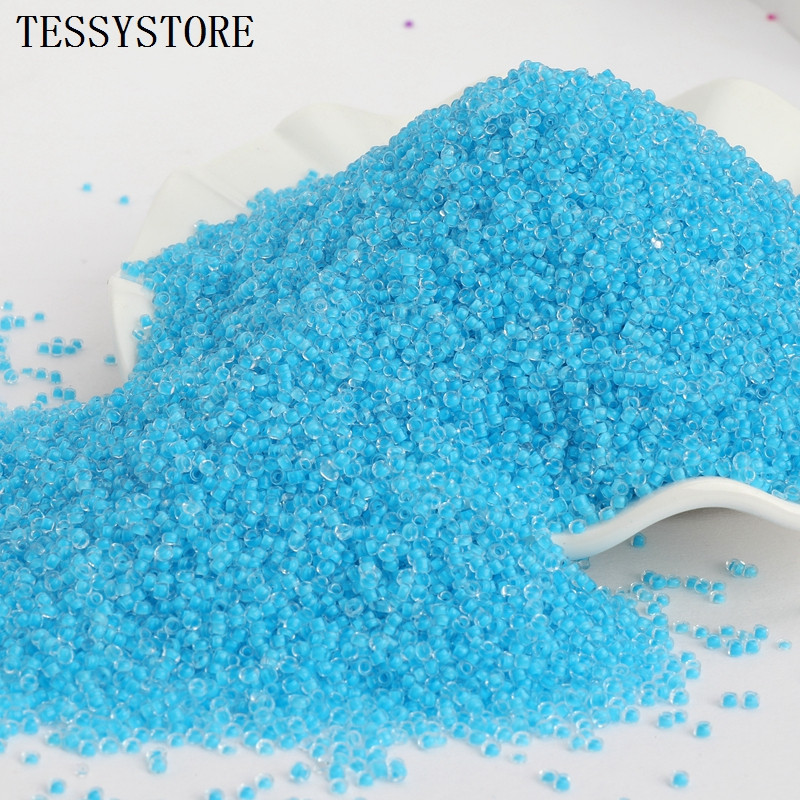 1000 τμχ/παρτίδα 2mm Διαφανή Εσωτερικά Χρώματα Τσέχικα Γυάλινες Χάντρες Κρυστάλλινα Σπόροι Στρογγυλές Τρύπες Χάντρες για DIY κοσμήματα που κατασκευάζουν χειροποίητα DIY