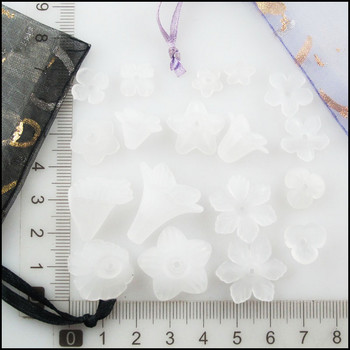 Модни нови акрилни талисмани матиран пластмасов рог снежинка звезда детелина ретро дистанционни мъниста крайни капачки бели