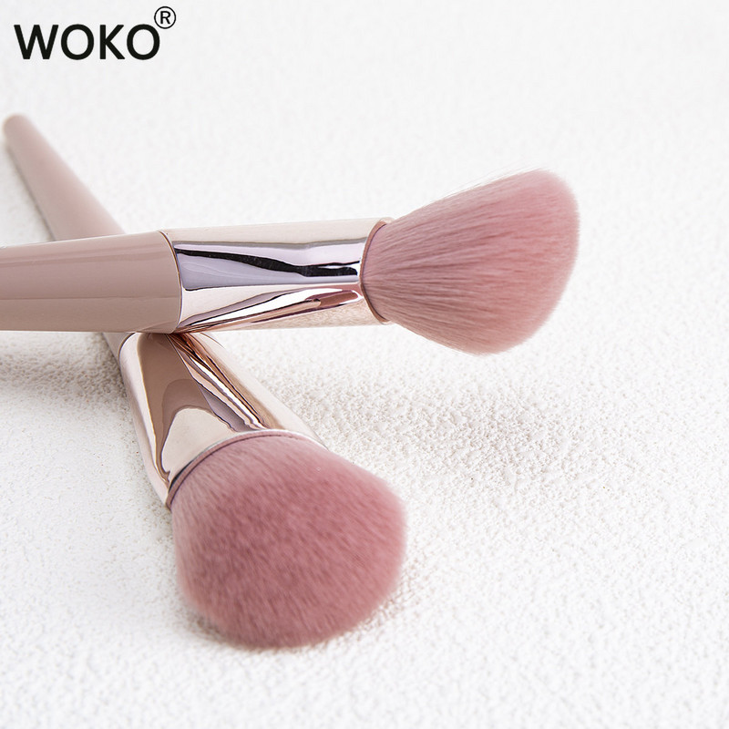 FB103 Blush High Gloss Facial Foundation makiažo šepetėlis Veido skaistalų kreminis šepetėlis Fashion Fenty Style Contour Blush Beauty Tool