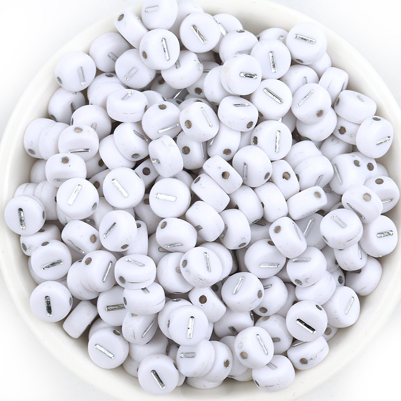 Ασημί Λευκό Χρώμα Ακρυλικό 7x4mm 26 Γραμμάτων Στρογγυλό Σχήμα Ακούστε Χάντρες Αλφάβητο Γράμμα For Make Βραχιόλι Κολιέ Αξεσουάρ κοσμημάτων