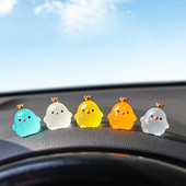 Creative Resin Luminous Crown Chicken Dolls Διακόσμηση αυτοκινήτου Διακόσμηση αυτοκινήτου ταμπλό Κινούμενα σχέδια Καθρέφτης οπισθοπορείας Δώρα παιχνίδι κοτόπουλου