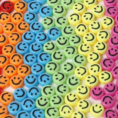 100/200/300/500PC Μικτό επιχρυσωμένο γράμμα ακρυλικό στρογγυλό επίπεδες χάντρες αλφαβήτου για κοσμήματα Χειροποίητο Diy βραχιόλι κολιέ