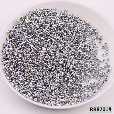 10 g (1680 vnt.) 15/0 1,5 mm kreminės mėlynos spalvos apvalūs stiklo sėklų karoliukai čekų tarpikliai karoliukai, skirti pasidaryk pats, stiklo sėklų karoliukai papuošalai