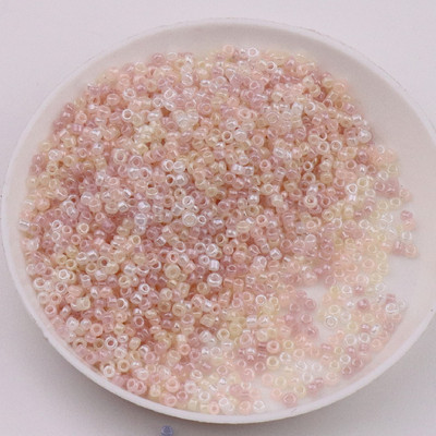 10 g (1680 vnt.) 15/0 1,5 mm kreminės mėlynos spalvos apvalūs stiklo sėklų karoliukai čekų tarpikliai karoliukai, skirti pasidaryk pats, stiklo sėklų karoliukai papuošalai