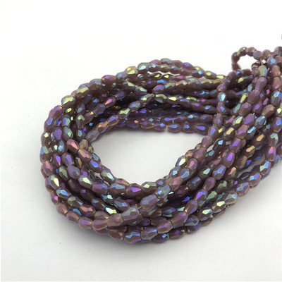 1 kiuduga 2x4mm värviline riisitilga kujuga AB kate Lihvitud klaashelmed ehete jaoks Ehete valmistamine Isetehtud helmed Ehete hulgimüük