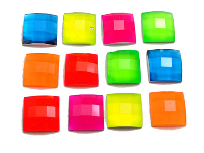 100 Μικτό Νέον Χρώμα Flatback Ακρυλικό Τετράγωνο Πολύτιμοι λίθοι 10X10mm Χωρίς Τρύπα