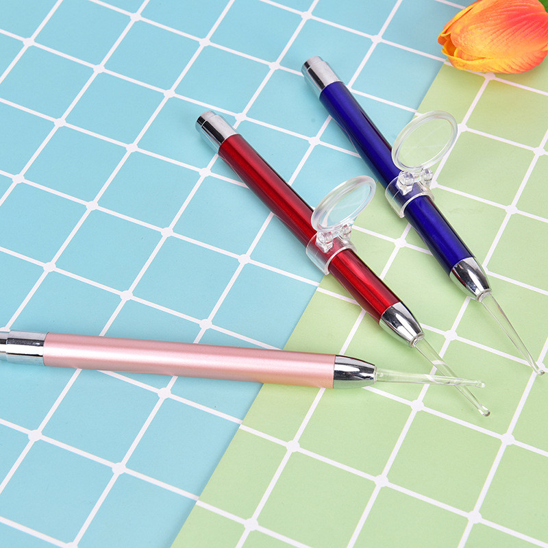 Új baba fültisztító fülzsír eltávolító eszköz zseblámpa Earpick fültisztító fülzsír eltávolító fülküretta fénykanál nagyítóval