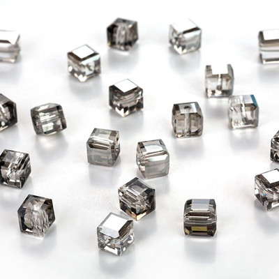 7,5 mm-es négyzet alakú gyöngyök Kristályüveg gyöngyök Kiegészítők ékszerkészítéshez, Négyzet alakú kristálykocka üveggyöngyök. 30 db/tétel