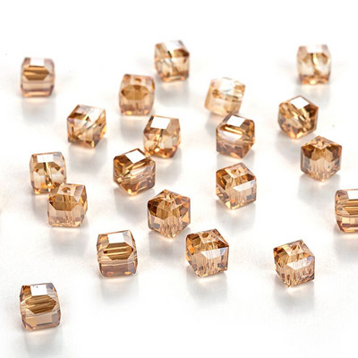 7,5 mm-es négyzet alakú gyöngyök Kristályüveg gyöngyök Kiegészítők ékszerkészítéshez, Négyzet alakú kristálykocka üveggyöngyök. 30 db/tétel