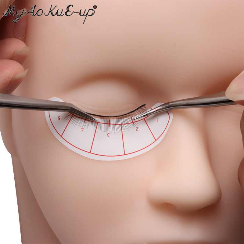 70 paari silmakleebis ripsmete pikendamiseks poogitud ripsmepadjad Silmapadjad Paberplaastrid Mähised Harjutusplaastrid Meigitööriistad