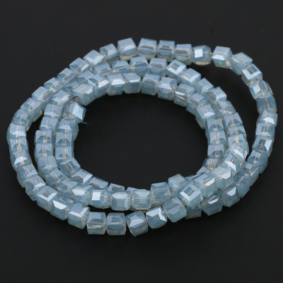 2mm 3mm 4mm AB värvikuubik Austria kristallist klaashelmestest tahutud ruudukujulised lahtised vahehelmed ehete valmistamiseks DIY käevõru kaelakee