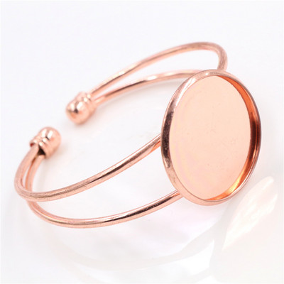 Υψηλής ποιότητας 20 χιλιοστά 25 χιλιοστά 8 χρώματα Μπρονζέ χρυσό Ασημί επιμεταλλωμένο βραχιόλι βάσης βραχιόλι Κενό ευρήματα Ρύθμιση στεφάνης δίσκου Cabochon Cameo