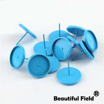 30db Fit 8mm 10mm 12mm 14mm Cabochons Fülbevaló Talp Fülbeállítás Színes bevonatú kerek Cameo talp Üres Rózsa Piros Dugóval