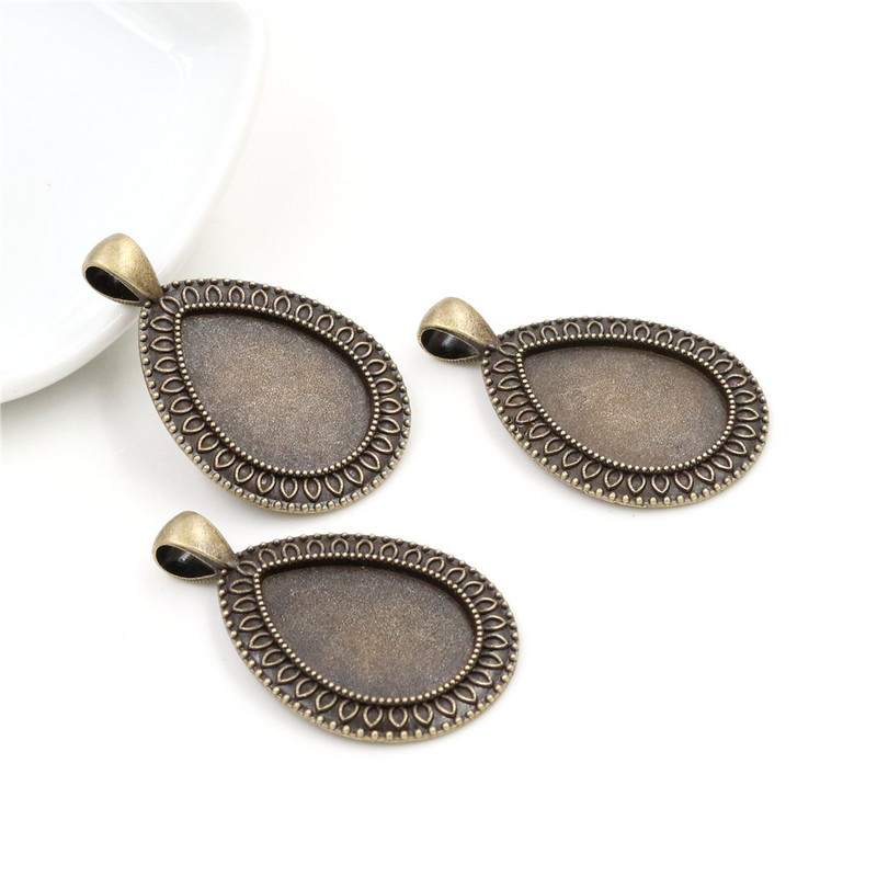 10tk 18x25mm sisesuurus Antiik pronks hõbetatud Drop Style Cameo Cabochon Base Setting Charms Ripats kaelakee leiud