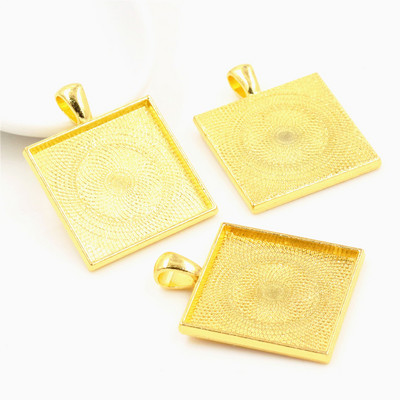 New Fashion 5 tk 25 mm sisesuurus 7 värvi kaetud ruudukujulise kabošoni alusega ripats.