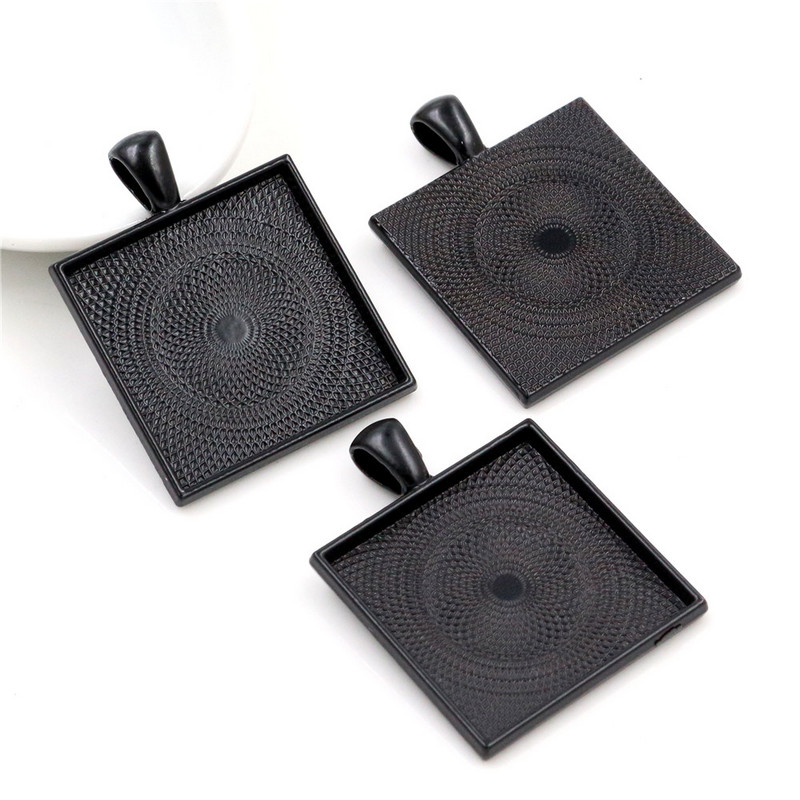 New Fashion 5 tk 25 mm sisesuurus 7 värvi kaetud ruudukujulise kabošoni alusega ripats.