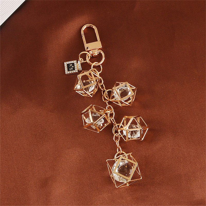 Mood Faux Pearl Tutt Võtmehoidja Roosa Südamekirjaga Ripats Naistele Koti Ornament Peen kõrvaklappide ümbris Ehted Kingitus