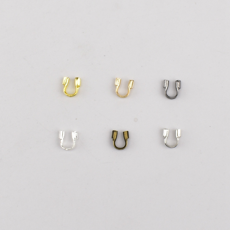 100 tk/partii 4,5x 4 mm traatkaitsed Kaitsmed Kaitsmed Aasad U-kujulised pistikud Aksessuaarid ehete jaoks Ehete tegemine