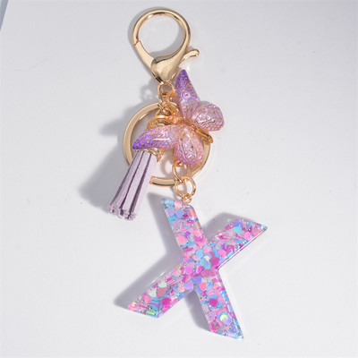 Μπρελόκ με αρχικό γράμμα για γυναίκες Φούντα πεταλούδα μωβ Χαριτωμένο μπρελόκ αυτοκινήτου για γυναικεία κοριτσίστικα πορτοφόλια στολίδια σακίδιο πλάτης