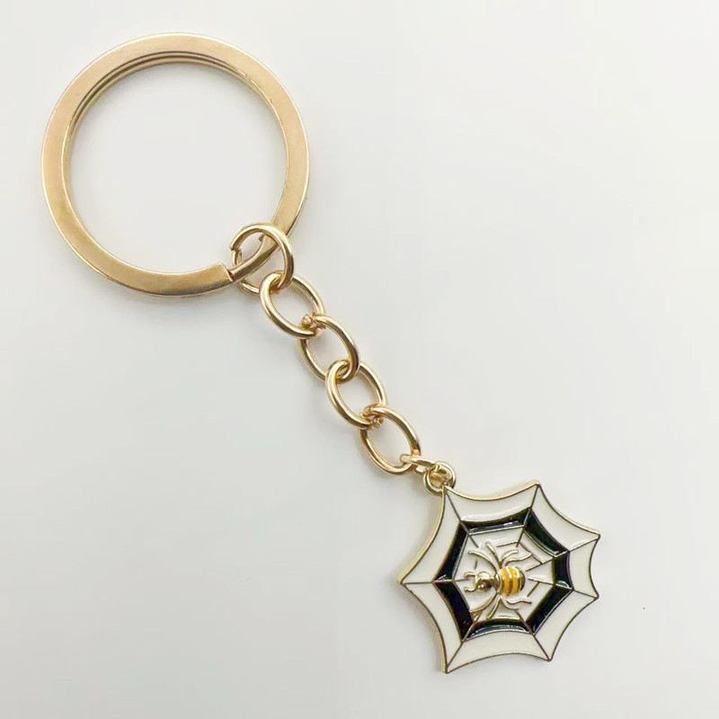 Spider võtmehoidja Araneid loomade võtmehoidja metallist võtmehoidjad Halloweeni kingitused naistele meestele käekoti aksessuaar DIY käsitsi valmistatud ehted