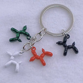 Nová módna kľúčenka Čierna Biela Modrá Červená Žltá Balón Pes Pudel Zvierací Pes Prívesok Kľúčenka od auta