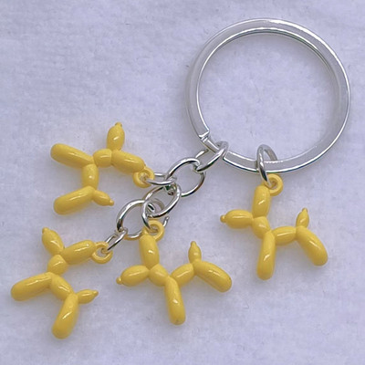 Nová módna kľúčenka Čierna Biela Modrá Červená Žltá Balón Pes Pudel Zvierací Pes Prívesok Kľúčenka od auta