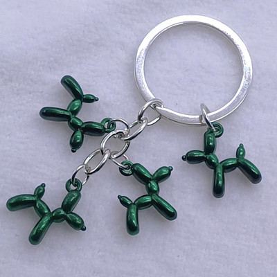 Nová módna kľúčenka Čierna Biela Modrá Červená Žltá Balón Pes Pudel Zvierací Pes Prívesok Kľúčenka od auta