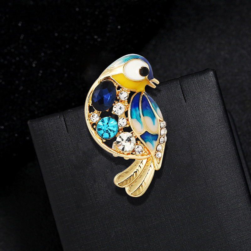 Νέα γυναικεία μόδα στρας σμάλτο πτηνό καρφίτσα Χαριτωμένο ιπτάμενο ζωάκι καρφίτσα κασκόλ πόρπη Φόρεμα παλτό καρφίτσες πέτο Δώρο