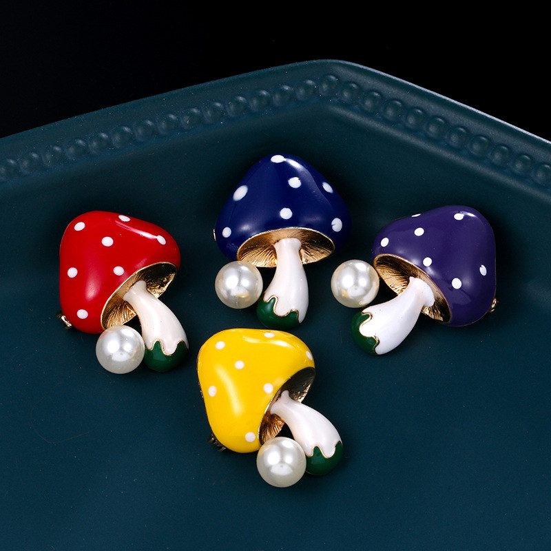 Novi modni biserni broševi za žene Emajl Trešnja Voće Bedž Vjenčanja Ležerni party Broševi Igle Darovi Nakit Darovi