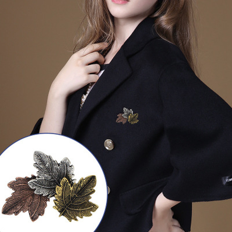 Vintage καρφίτσα με φύλλα σφενδάμου για γυναίκες Γοητευτική καρφίτσα Γυναικείο γιακά πέτο μεταλλική καρφίτσα μόδα κοσμήματα Δώρα Χριστουγεννιάτικη διακόσμηση