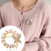 Γυναικείες καρφίτσες με κύκλο πολυτελείας με μαργαριτάρι και στρας Μοντέρνες κομψές καρφίτσες καρφίτσας πεταλούδας Κασκόλ Δώρα γάμου με πόρπη