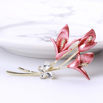 Кристални перлени брошки с цветя за жени Модни кубични цирконии Пеперуда Роза Лале Растение Игла Брошка Сватбени аксесоари Подарък
