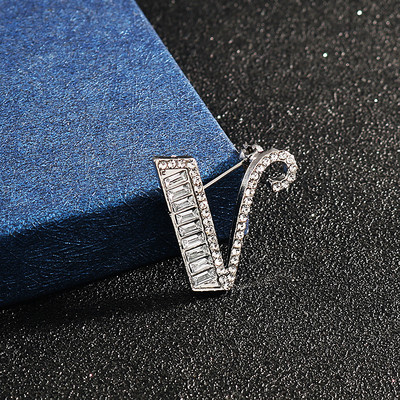 Novi inicijali A do Z 26 slova Igla Srebrna boja Kristalna engleska abeceda Muško odijelo Bedž Broš na rever Žene Muškarci Nakit za zabave