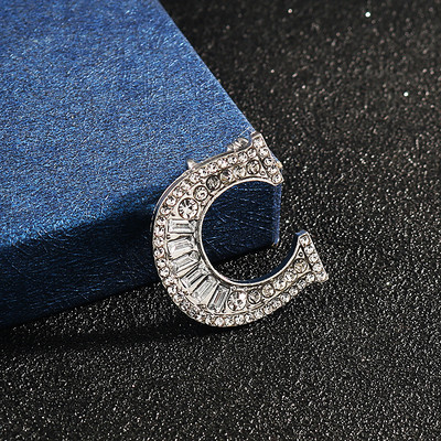 Novi inicijali A do Z 26 slova Igla Srebrna boja Kristalna engleska abeceda Muško odijelo Bedž Broš na rever Žene Muškarci Nakit za zabave