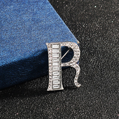 Novi inicijali A do Z 26 slova Igla Srebrna boja Kristalna engleska abeceda Muško odijelo Bedž Broš na rever Žene Muškarci Nakit za zabave