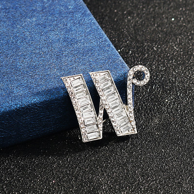 Novi inicijali A do Z 26 slova Igla Srebrna boja Kristalna engleska abeceda Muško odijelo Bedž Broš na rever Žene Muškarci Nakit za zabave