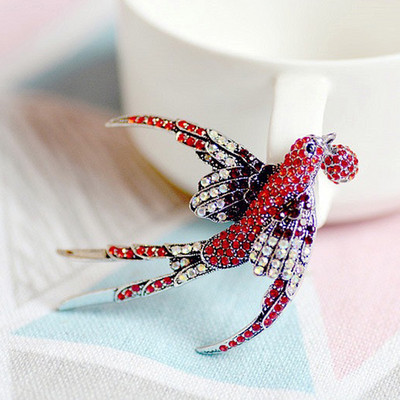 Модна лястовица птица Брошка със стрази Красиви брошки Игла за жени Цветни кристални игли за шал Букет бижута
