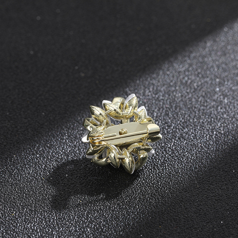 Novi biserni dijamant, sjajni šal, broš s kopčom za žene Trendy, elegantan broš s bambusovim cvijetom, igle za revere, vjenčani darovi