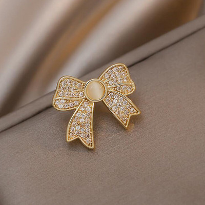 Mados animacinis filmas Opalinis akmeninis sagė Miela katė sėdi ant mėnulio Sagės moterims Gyvūnai Atsitiktinis vakarėlis Korsažas Papuošalai Dovana