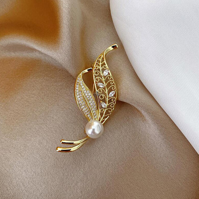 Mados animacinis filmas Opalinis akmeninis sagė Miela katė sėdi ant mėnulio Sagės moterims Gyvūnai Atsitiktinis vakarėlis Korsažas Papuošalai Dovana