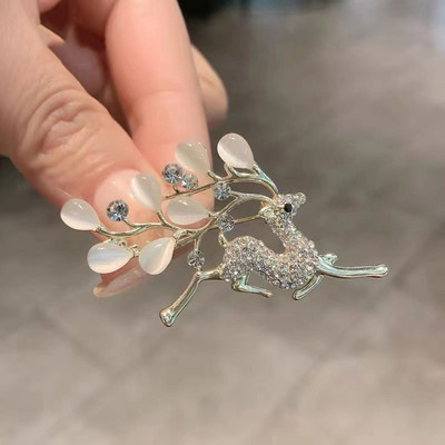 Καρφίτσες λουλουδιών πεταλούδας μόδας για γυναίκες γούρι με παγιέτες κορσάζ λιβελλούλη καρφίτσες πέτο με πόρπες έντομο Κόσμημα