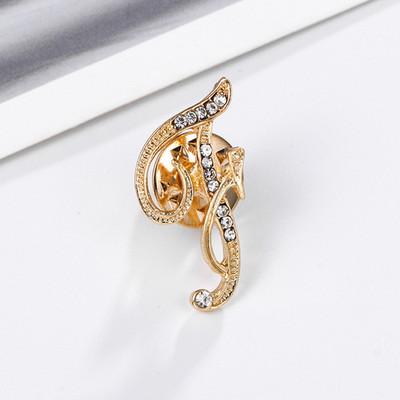 Uued Rhinestone`i kristallist prossid kullavärvi 26 inglise kirjaga revääridega särk Kleit rinnamärk Moeehted naistele Aksessuaarid