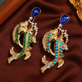 Naujos moteriškos mergaičių žuvų perlų sagės atvartų segtukai Elegantiški moteriški drabužiai paltai Išskirtiniai žuvų gyvūnai ženkleliai korsažo papuošalai