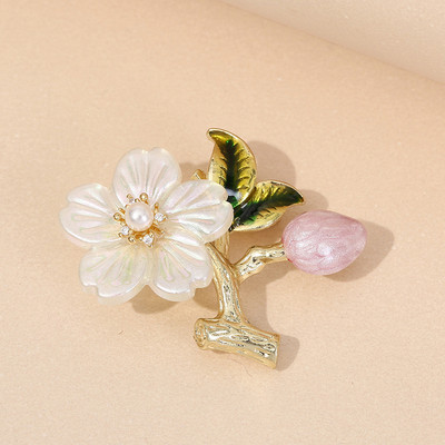 Novi prirodni broševi u obliku cvijeta šljive Igle za žene Vintage biserni cvijet igle za revere Značka sa vještačkim dijamantom Kaput Vjenčani nakit Pokloni