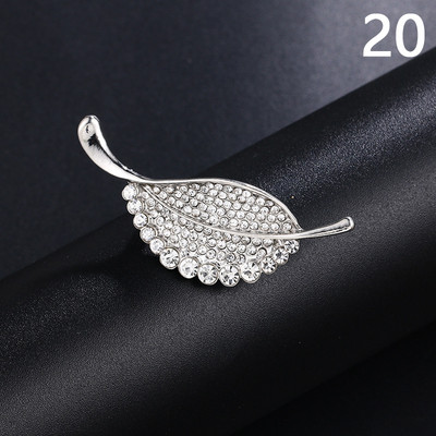 Μόδα κράμα μαργαριτάρι καρφίτσα στρας Γυναικεία κομψά ρούχα Κασκόλ Κασκόλ Καρφίτσες πόρπης Κοσμήματα στρογγυλή ανθοδέσμη Καρφίτσα καρφίτσα