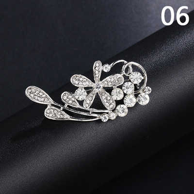 Μόδα κράμα μαργαριτάρι καρφίτσα στρας Γυναικεία κομψά ρούχα Κασκόλ Κασκόλ Καρφίτσες πόρπης Κοσμήματα στρογγυλή ανθοδέσμη Καρφίτσα καρφίτσα